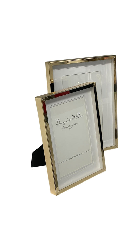 152X Shadow Box Gloss Gold Frame  5 X 7"