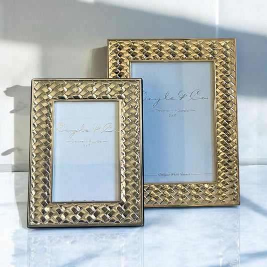 174P Flat Weave Plait Gold Frame 5 X 7"