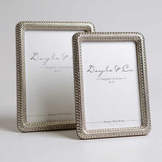 174R Heritage Silver Rounded Frame 5 X 7"