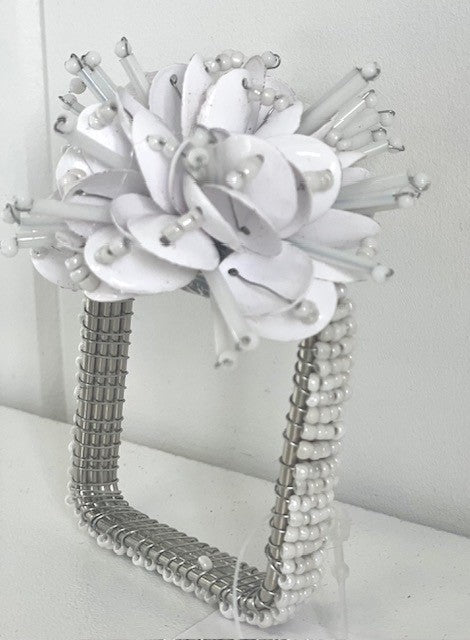 8E - Flowerbead Napkin Ring :Set Of 10