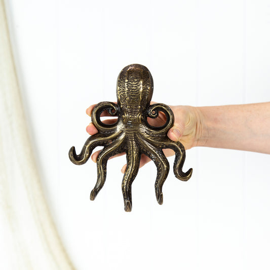 Octopus Hook - Dark #0186D