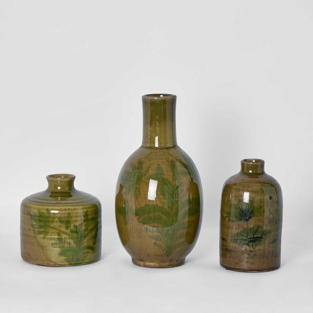 Mae 赤陶绿色小花瓶