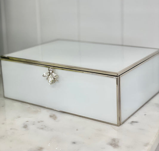 94Ksb - Glass Jewel Box Wht/Silver W/Bee Large