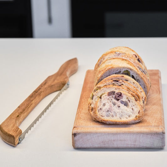 ブレッドボード - 相性抜群 - パン用鋸 - 木材 - 蜜蝋(標準) - 色は異なる場合があります