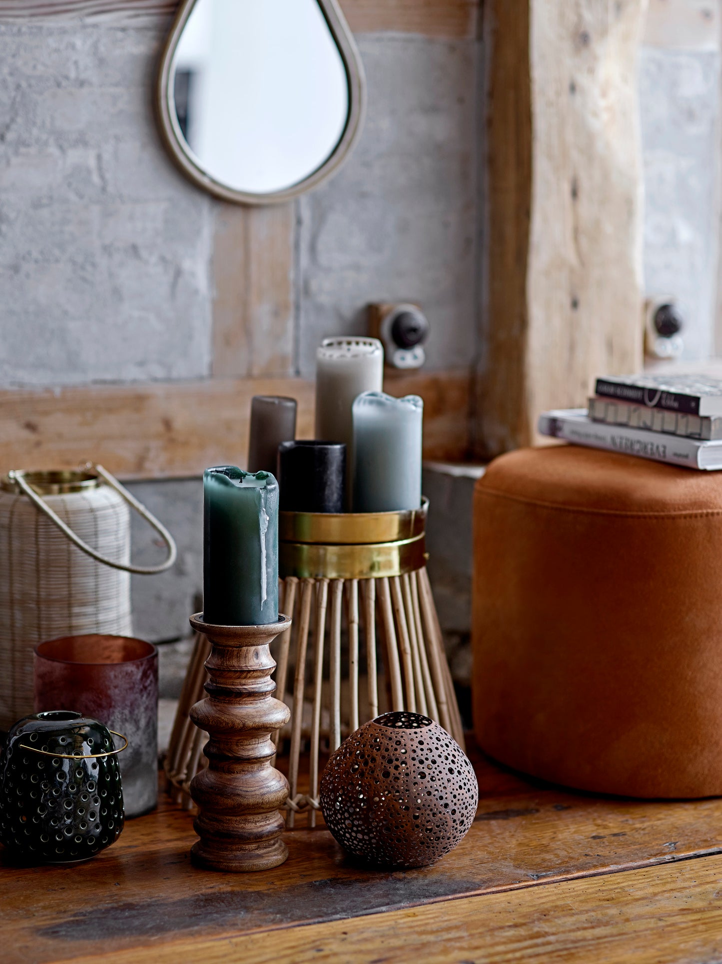 アンジャ キャンドル、ブラック、パラフィン D7xH10 cm