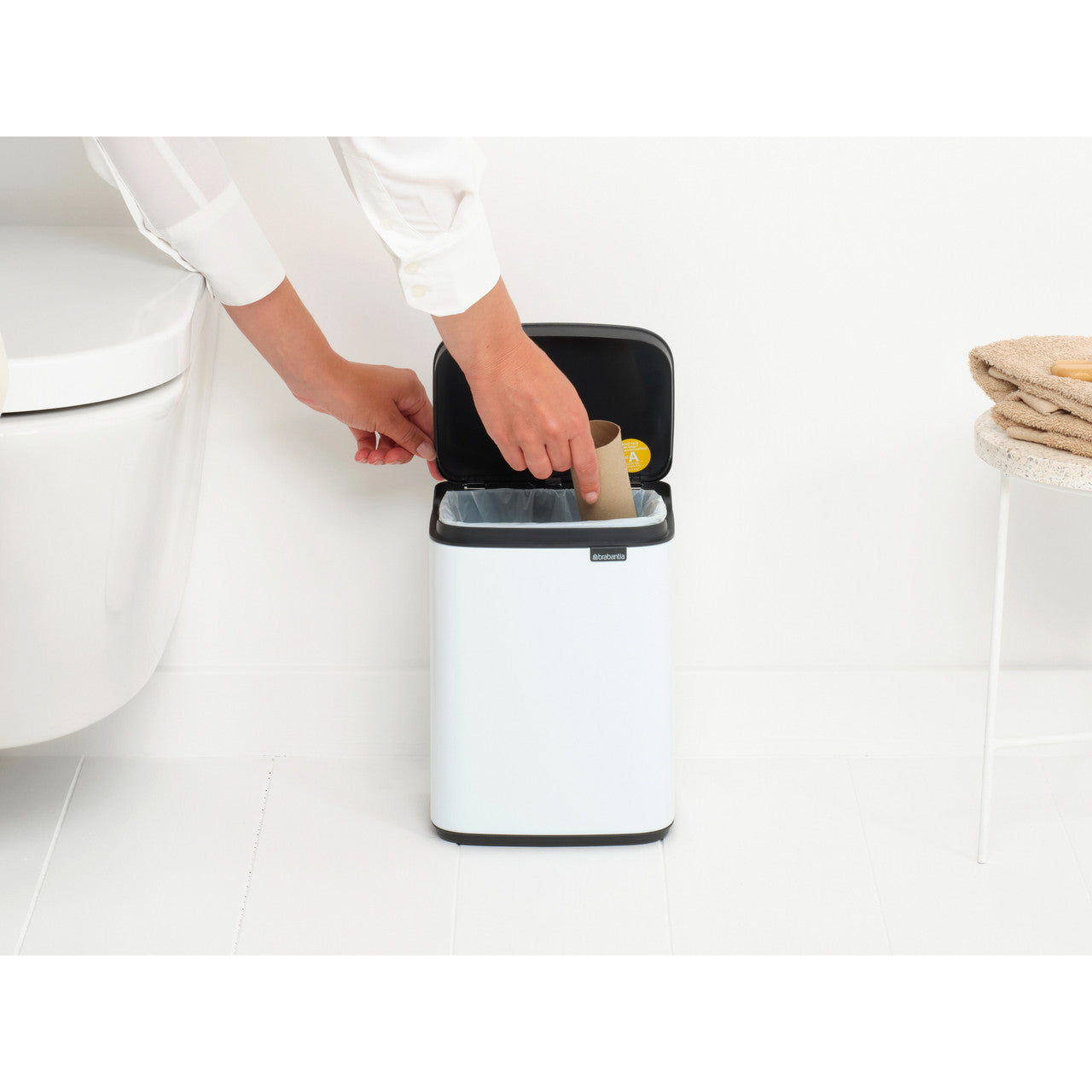 BRABANTIA - BO Waste Bin - 4L White