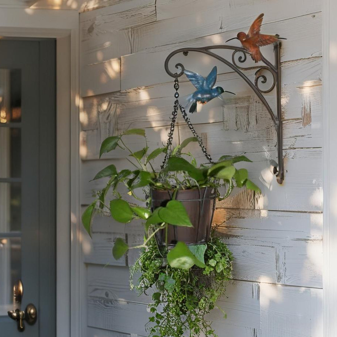 Hanging Potplanter w/Pot + Wall Bracket + Hummingbirds 34x18x55cm