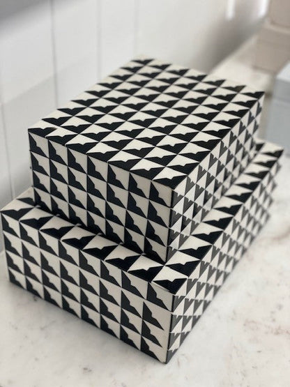 130U - Houndstooth Decor Box Sml 21X16X9
