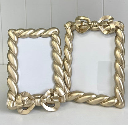 135Q Gold Resin Ribbon Frame 5X7