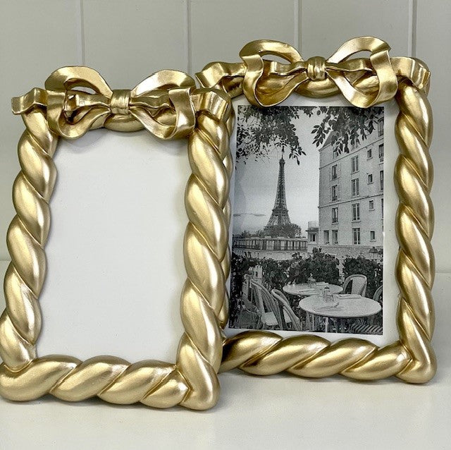 135Q Gold Resin Ribbon Frame 5X7
