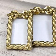 135Q Gold Resin Ribbon Frame 5X7