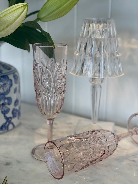 13Pink - Acrylic Scallop Champagne Glass Pink