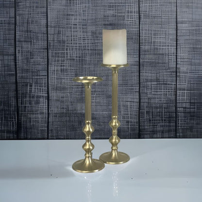 148U - Trad.Matt Gold Ridged Candlestick 37Cm