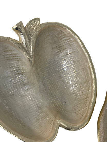 149M - Apple Dish Pearl Enamel 14Cm