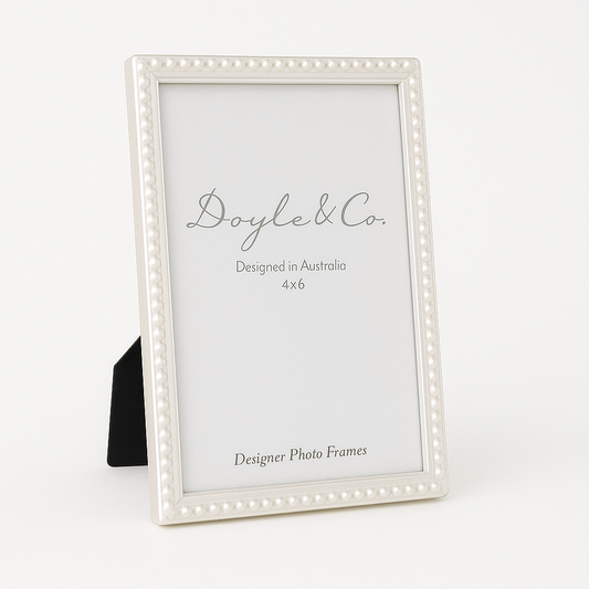 152C Punch Dotted Frame:Silver 5 X 7"