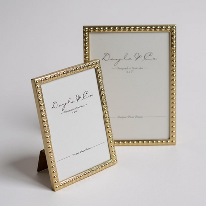 152 Punch Dotted Frame: Gold 4X6"