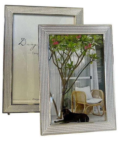 153Z Dolton Silver Bordered Frame 5X7