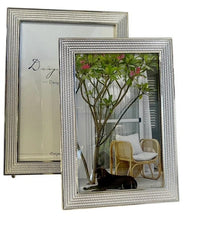 153Y Dolton Silver Bordered Frame 4X6