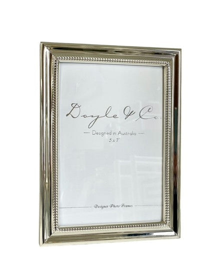 153D - Decadence Single Bead Frame 5X7