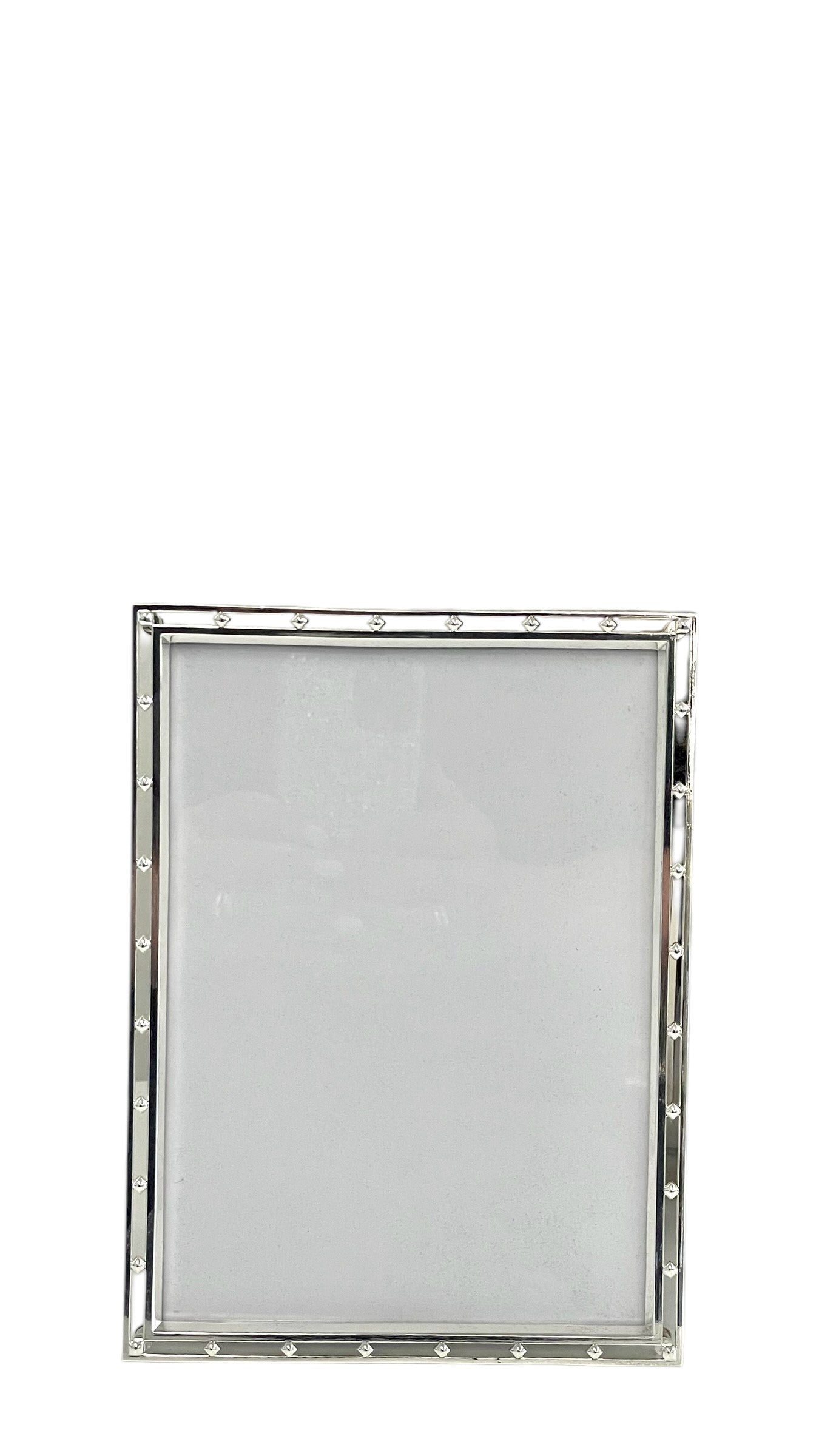 157F Milano Floating Stud Silver Frame 5 X 7"