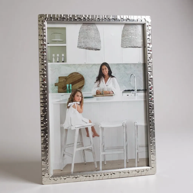 161C Light Hammer Silver Piper Frame 4X6"