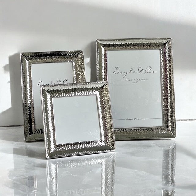 161M Wide Border Hammer Frame Silver 4X6"