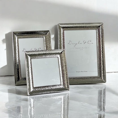 161N Wide Border Hammer Frame Silver 5X7"