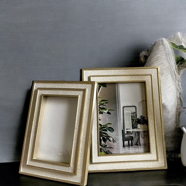 171L Cream Gold Shagreen Look Frame 5 X 7"