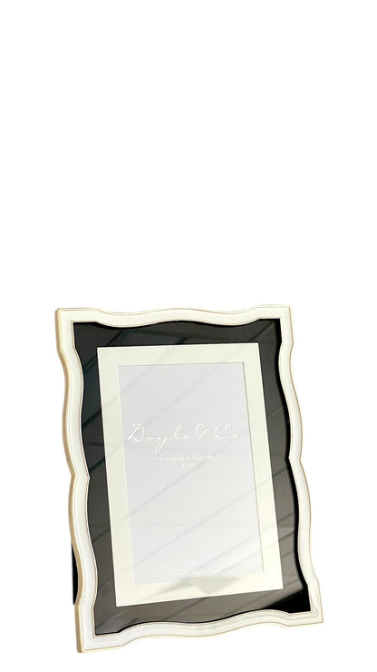 174G Black On White Frame Gold Plt 4X6"