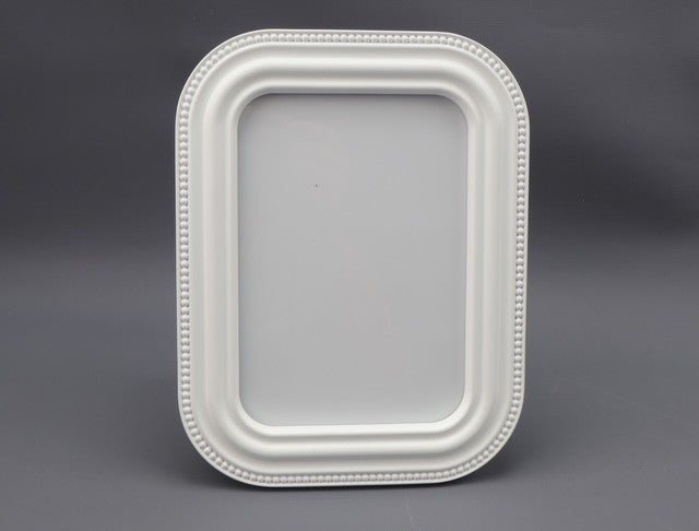180M Rounded White Art Deco Resin Frame 4X6