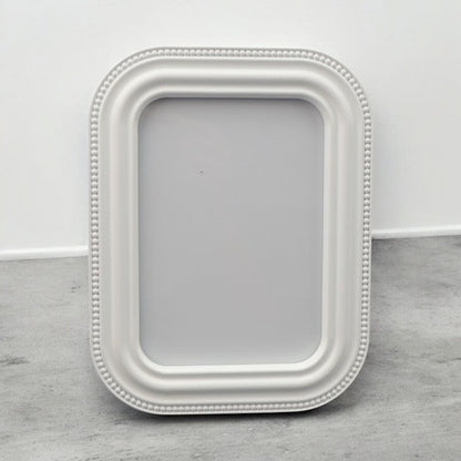 180N Rounded White Art Deco Resin Frame 5X7"