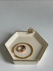 180Q Resin Bathroom Tray W/Bee Cream/Gold