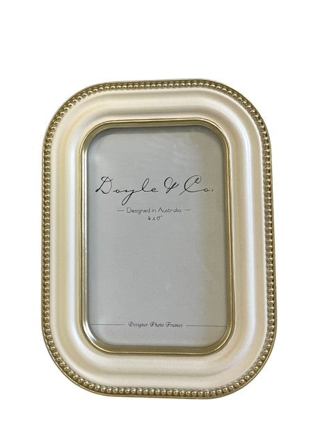 188G Cream W/Gold Bead Frame 4X6