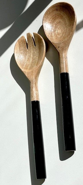 192R Black Enamel Timber Salad Servers 25Cm