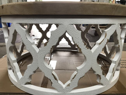 格子模様のラウンドシャビーシックコーヒーテーブル アンティーク調ホワイト