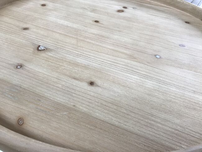 格子模様のラウンドシャビーシックコーヒーテーブル アンティーク調ホワイト