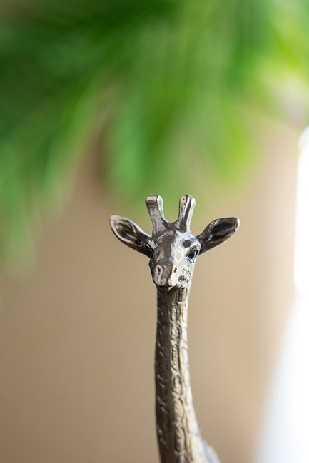 Giraffe Statue