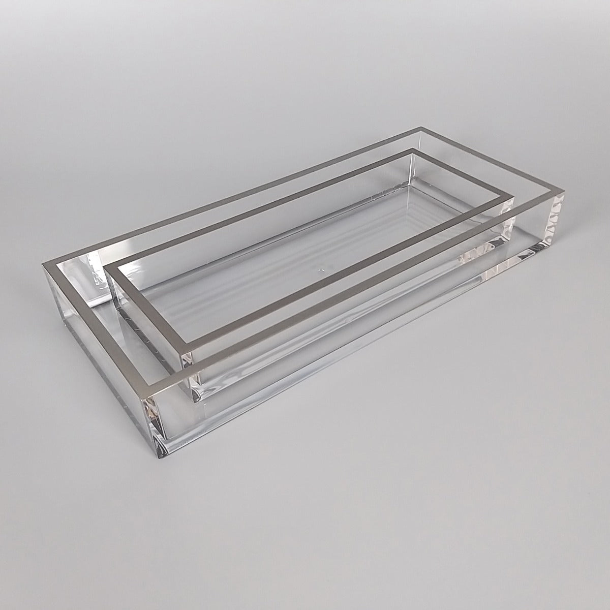 23C - Rectangle Clear Arcylic Tray:26X16X5Cm