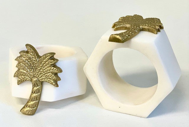 23H - Set Of 4 Resin Napkin Rings With Palm
