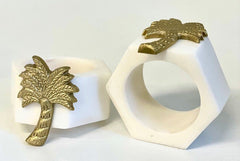 23H - Set Of 4 Resin Napkin Rings With Palm