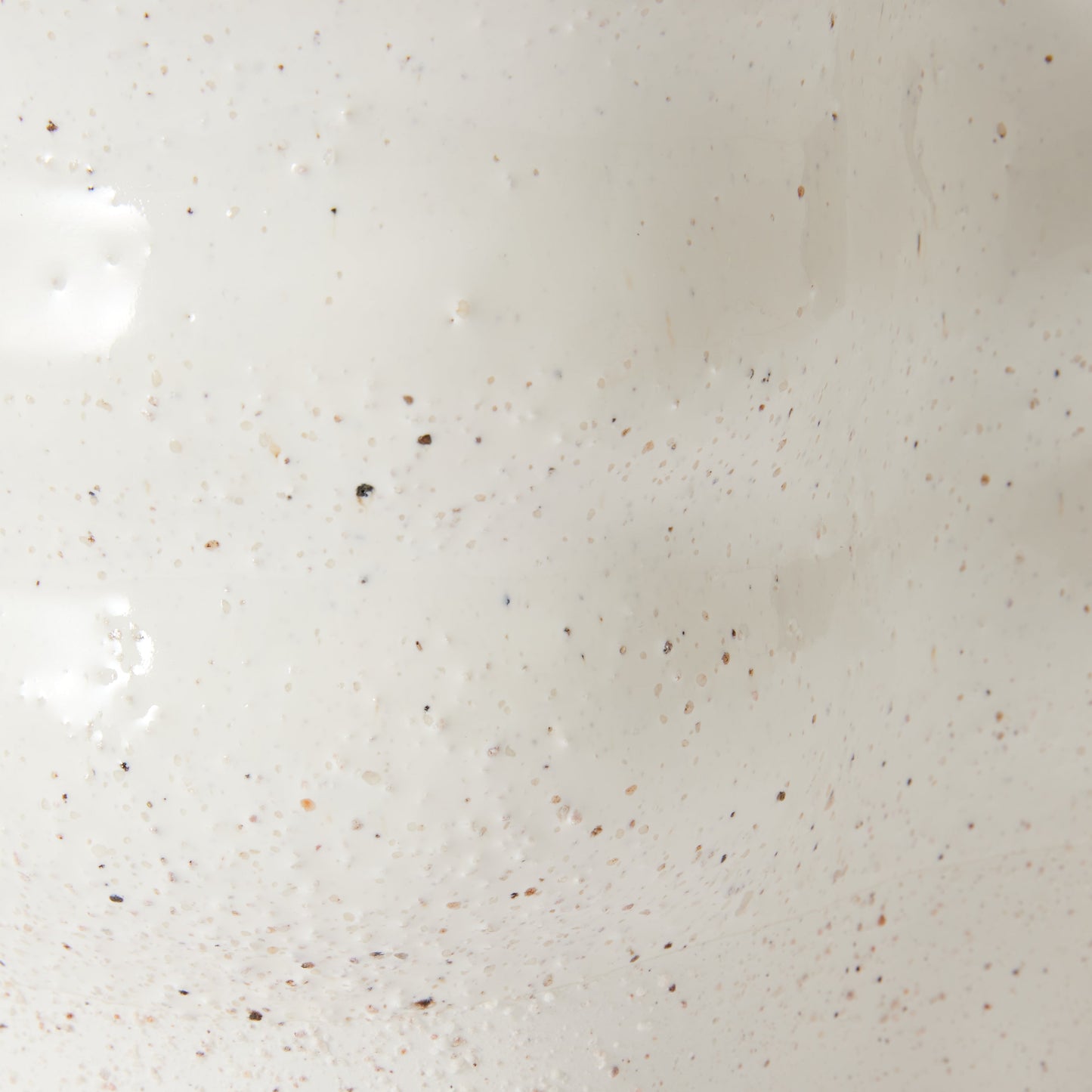 August Wavy Cream Planter