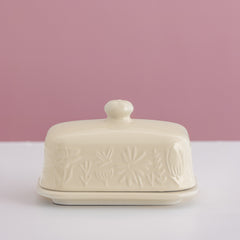 In The Meadow Cream Butter Dish, 9 x 15.6 x 10.6cm