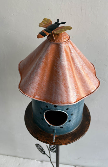 Birdhouse w/Perched Bird on Leafy Garden Stake 18.5x18.5x108cm