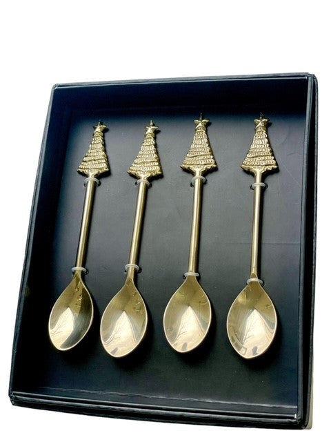 31Q - Xmas Tree Spoon Set 4 - Black Gift Box