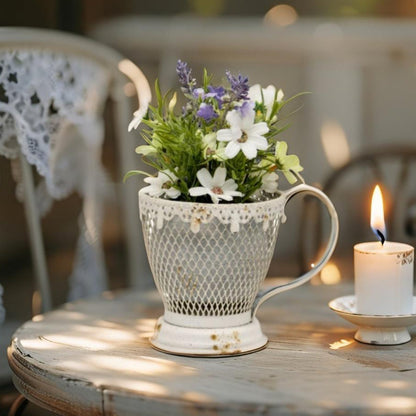 French Provincial 'Teacup' Candleholder/Plnater w/fleur -de-lis 17x12x13cm