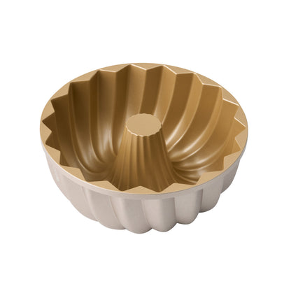 Classic Fluted Ring Cake Pan, 23.7 x 23.7 x 9.8cm - Champagne