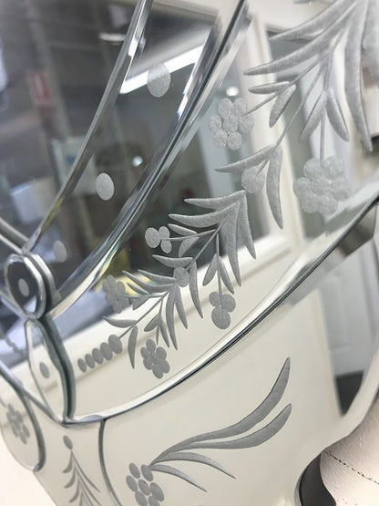 Heart Shaped Venetian Mirror Beautiful And Large 94X63Cms