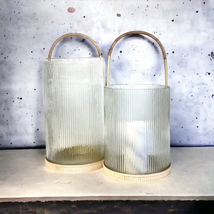433 - Lantern:Small Clear Ribbed Glass 26Cm