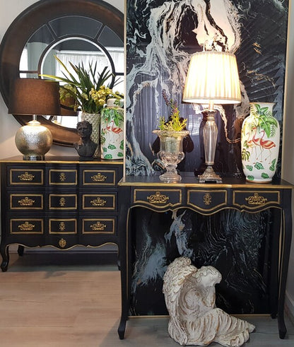 Dynasty Gold Accent Black Pettit Console 90. Touch Of Elegance To Your Living Room Or Hallway With This Black & Gold Regal Console Table