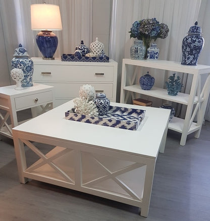 Catalina 交叉白色咖啡桌